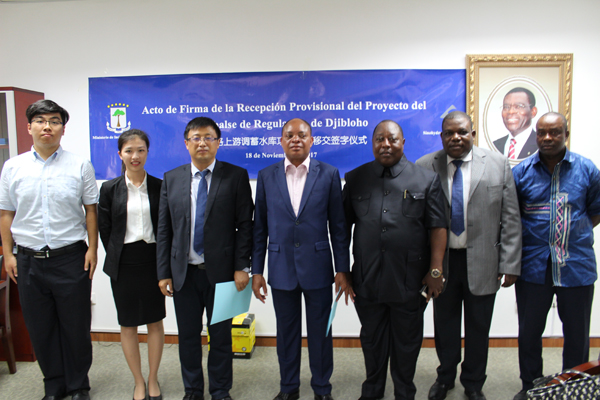 1511326872535888.jpg 簽字儀式現場3.JPG