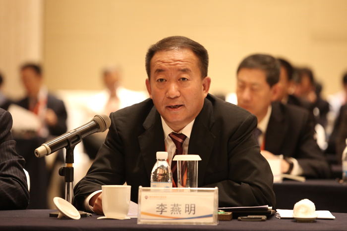 1537164291592163.jpg 李燕明總出席座談會并發言1.jpg