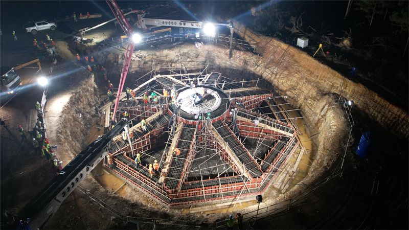 01 WA113風(fēng)機基礎(chǔ)澆筑現(xiàn)場.jpg