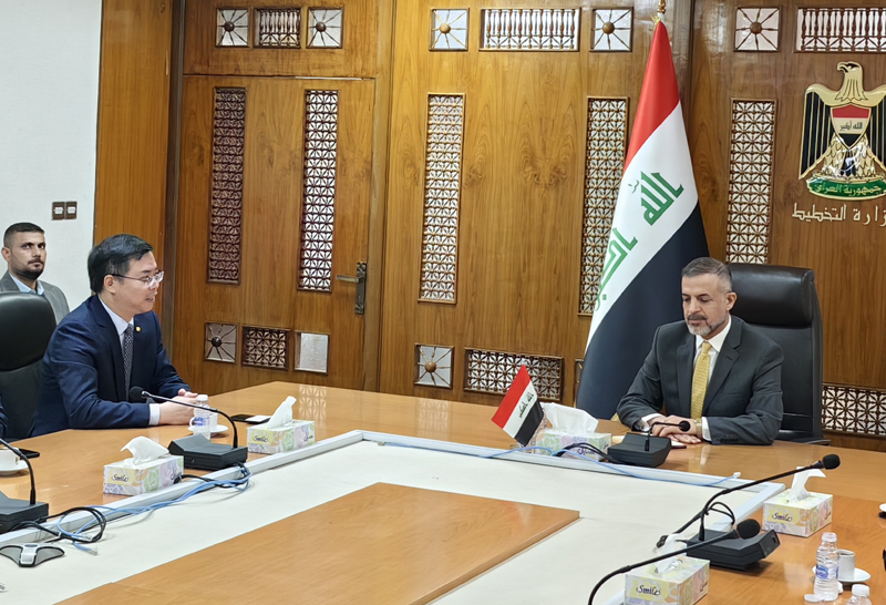 陳觀福總經理拜會伊拉克副總理兼計劃部長1.jpg